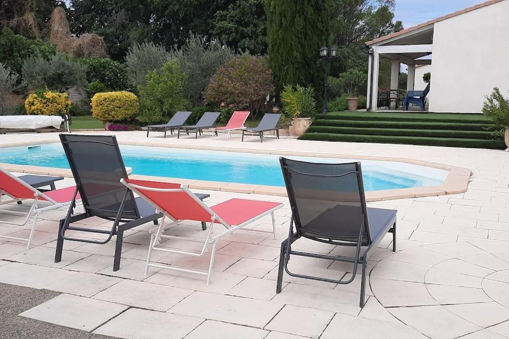 Villa L'Estel En Campagne Avec Piscine Privee Proche Arles Et Avignon Tarascon Exterior foto